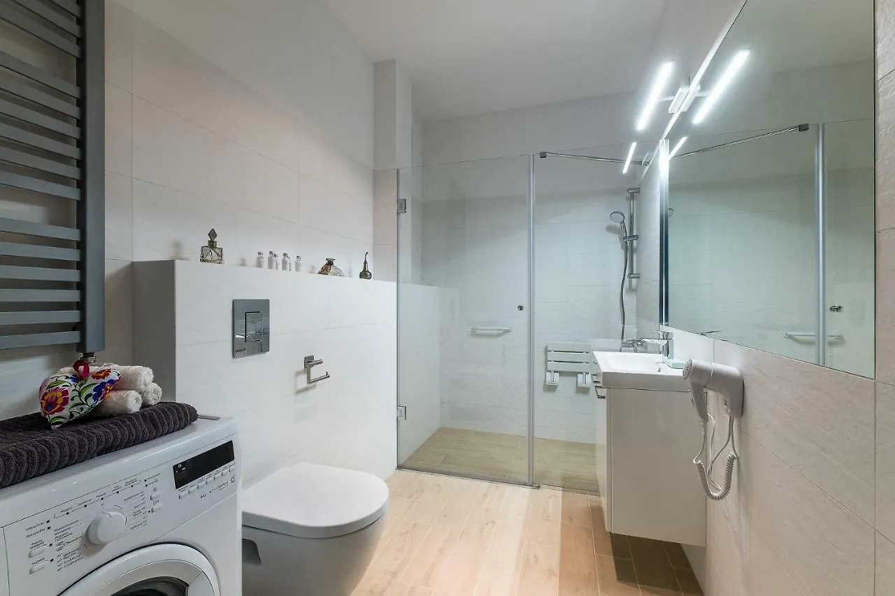Folk Apartment Варшава 0*,  Польша