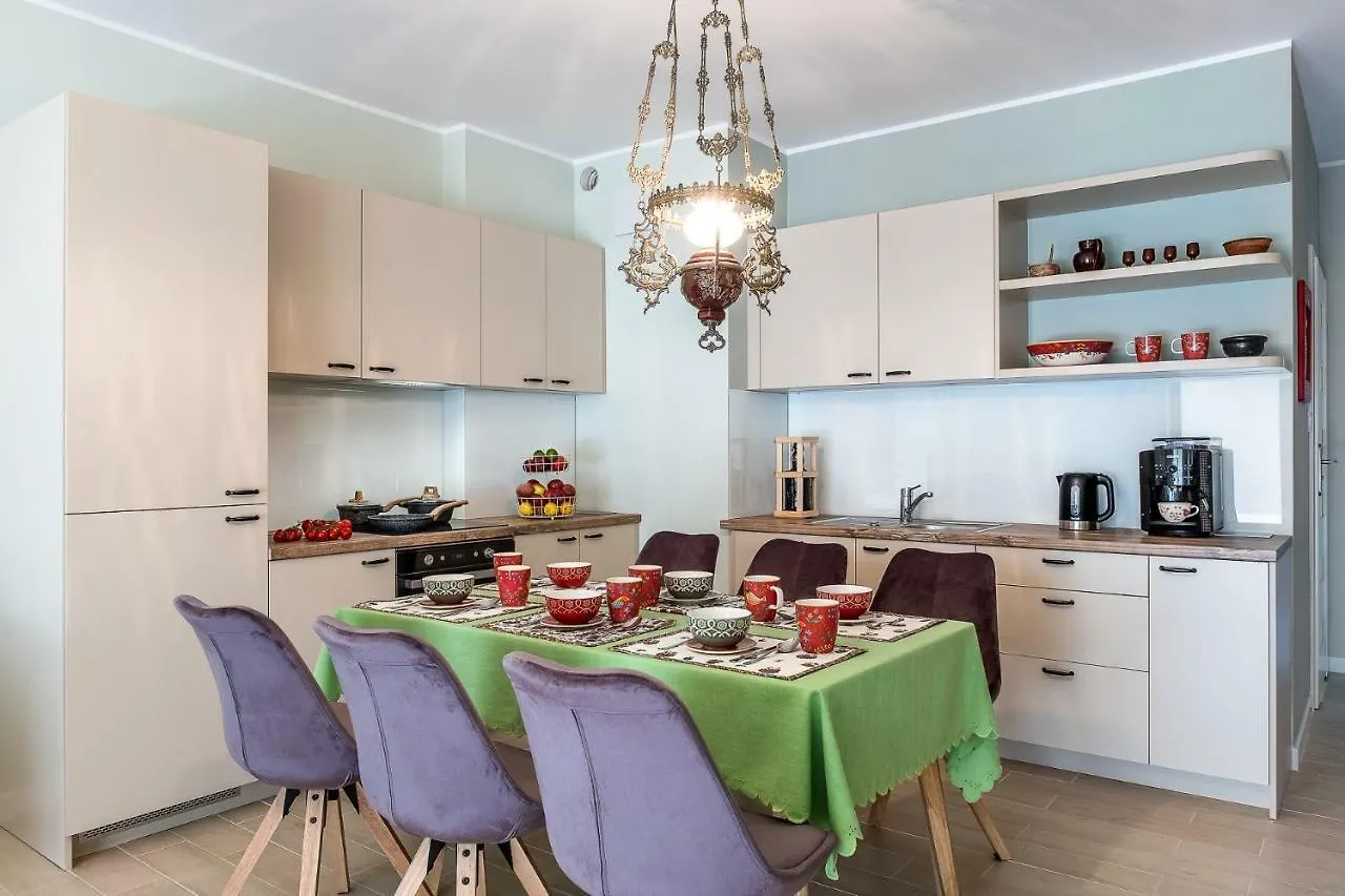 Folk Apartment Warsaw